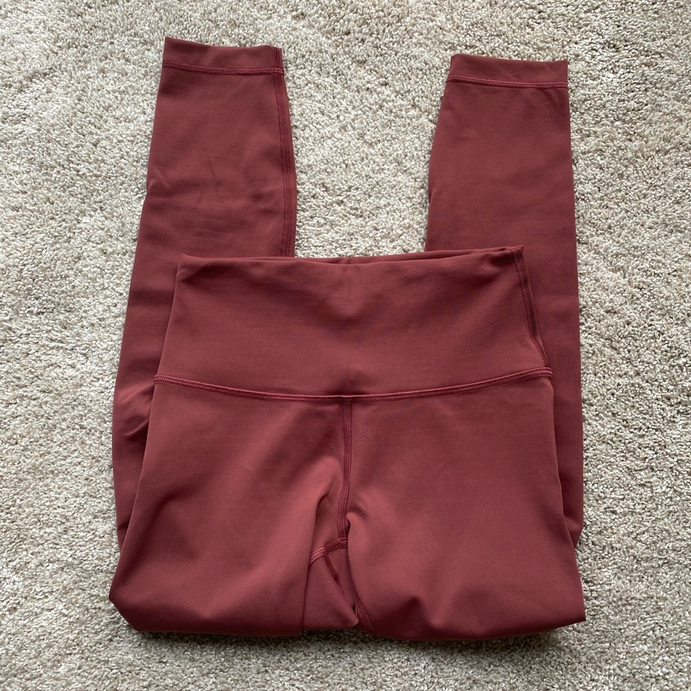 Lululemon Wunder Train HR 25” Size 6